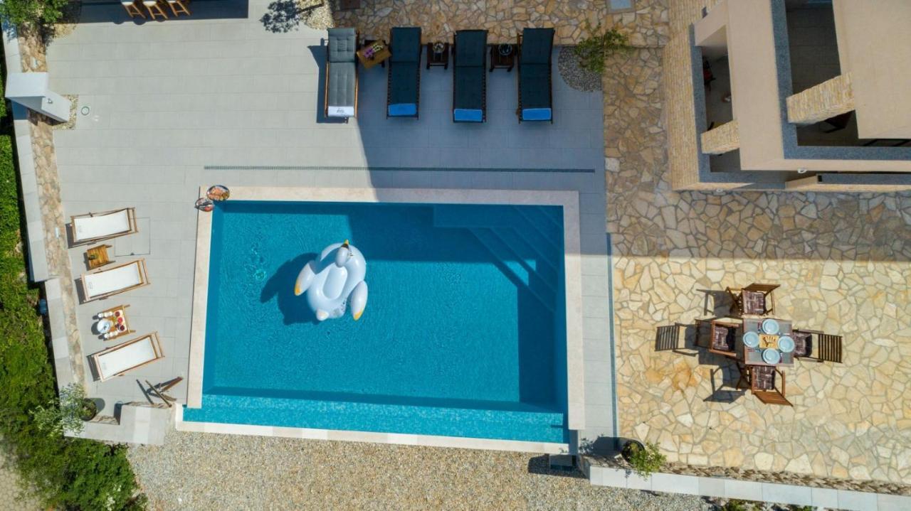 Luxury Villa Allen With Pool Klimno Eksteriør billede