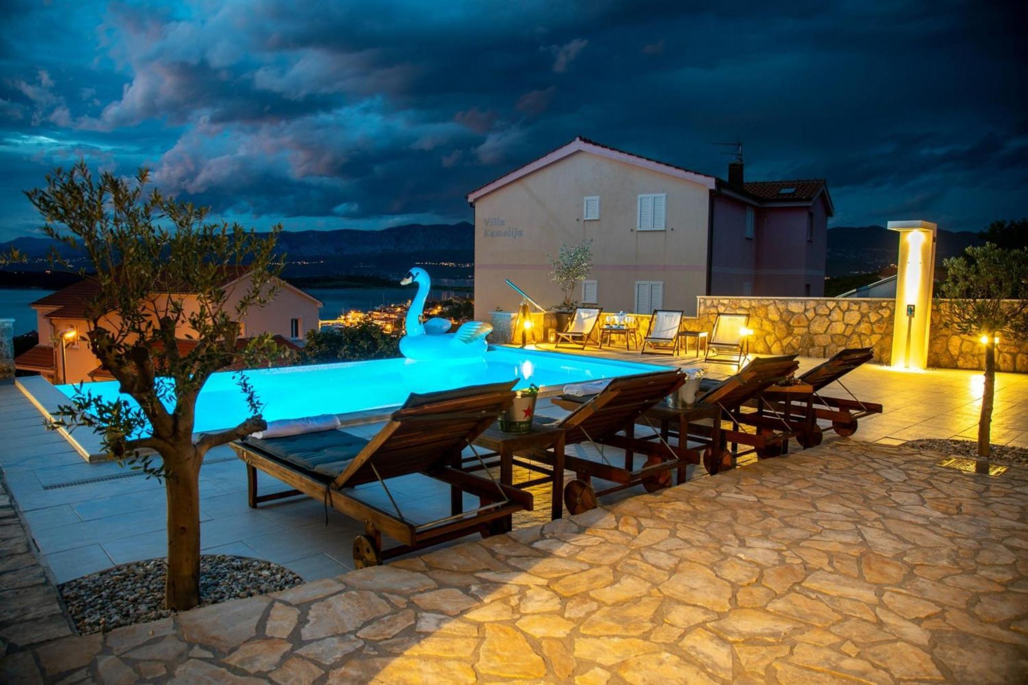 Luxury Villa Allen With Pool Klimno Værelse billede